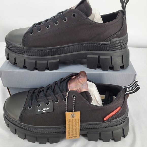 Palladium Womens 8 Revolt Lo TX Black/Black Platform Shoes 97243-010-M New - Picture 2 of 9